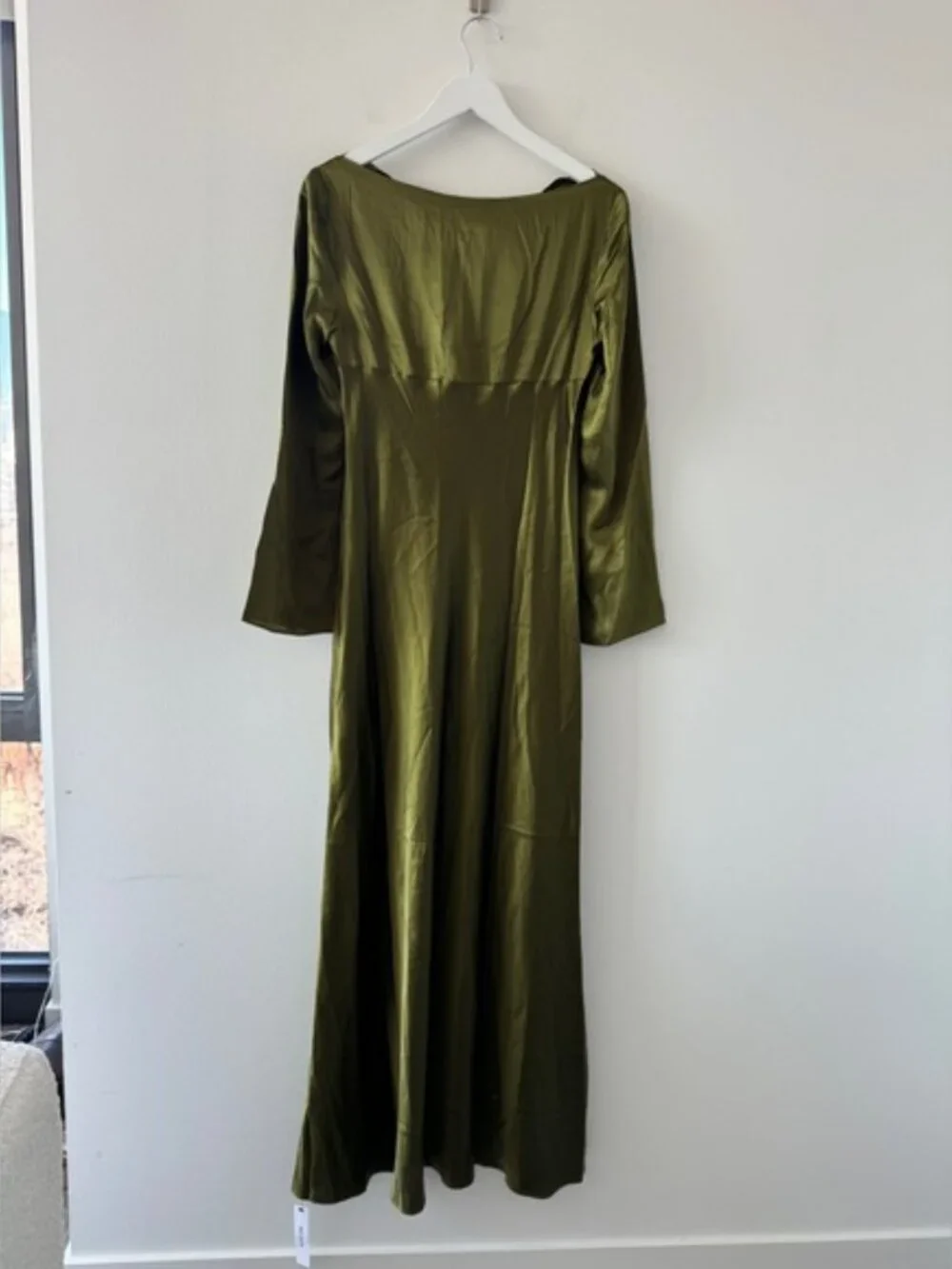 REFORMATION NWT Pike Silk Maxi Dress in Moss - Picture 7 of 14